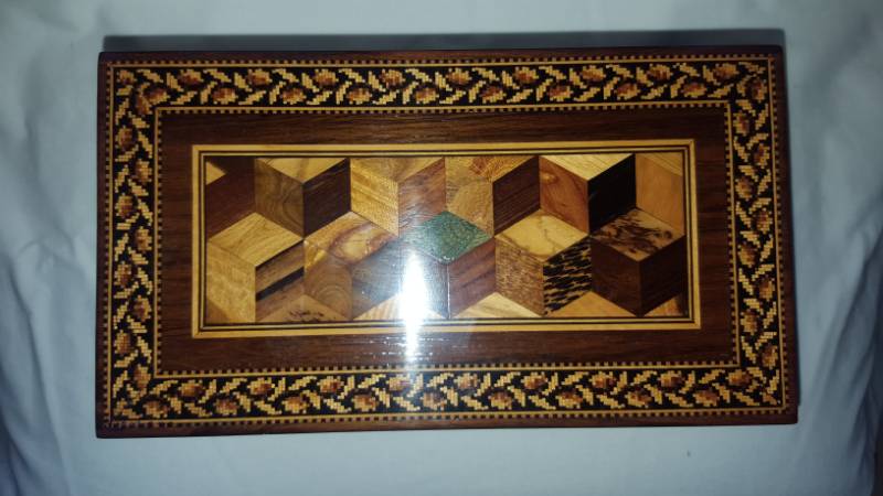 Thomas Barton Tumbling Cubes Tea Caddy