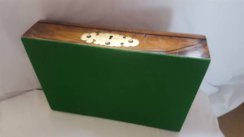 Victorian Burr Walnut Games Compendium 