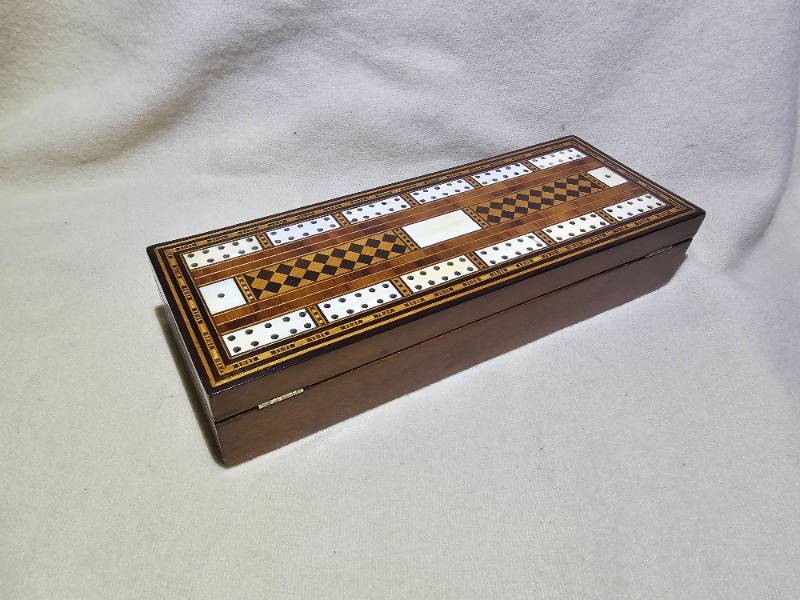 Victorian Cribbage Box Original Interior