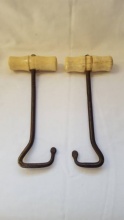 Pair Of Bone Boot Pulls - PBP85